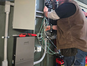 Battery Backup vs. Standby Generator: Which Backup Power Option Is Right for You?