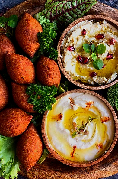 download (1)_edited.jpg ur