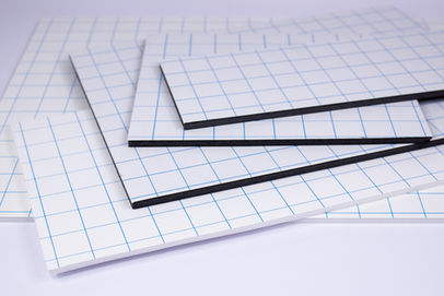 Foams de color blanc o negre