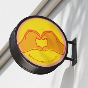 'Todos Contentos y Yo También' rebranding