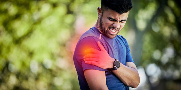 Sports Orthopaedic Specialist in Bangalore Treating Athlete’s Shoulder Injury – Dr. Kushalappa Subbiah – SES Ortho