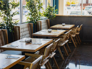 Daily Happy Hour at BLU Seafood – Everyday, Everywhere!