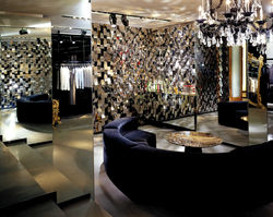 VIA SPIGA  Lounge and sofa - DG Via della Spiga 26.jpg