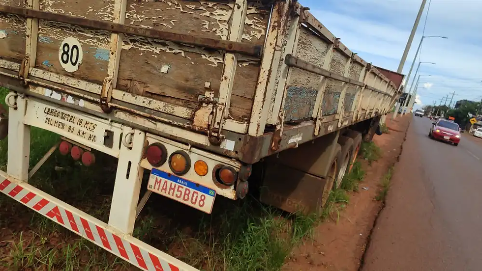 Roban semirremolque en Ciudad del Este, frente a estación de servicio en el km 9 Monday