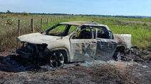 Hallan cuerpo calcinado, que podría ser un paraguayo, en una camioneta envuelta en llamas en Brasil