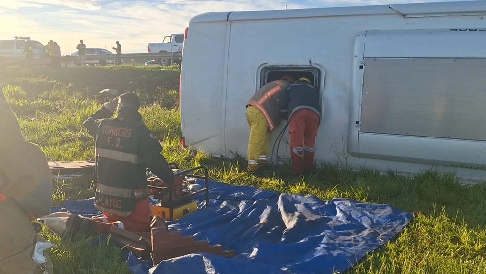 Testigo relata la desesperación que se vivió durante el vuelco de ómnibus de secundarios