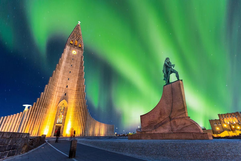 Iceland travel guide 2026 - Northern Lights aurora borealis Iceland - The Blueberry Trails