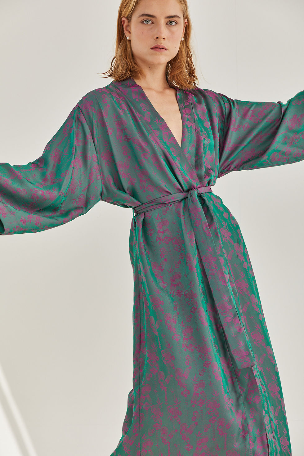 Thumbnail: 07 LONG KIMONO