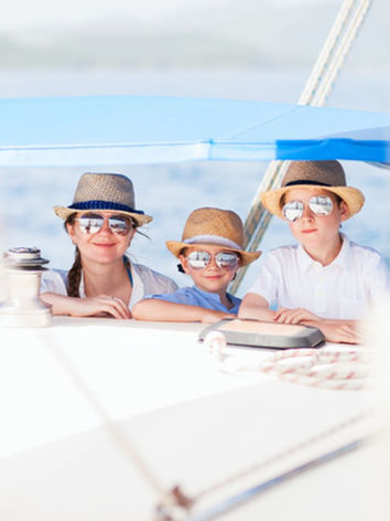 Family kid friendly yacht charter in Puerto Vallarta