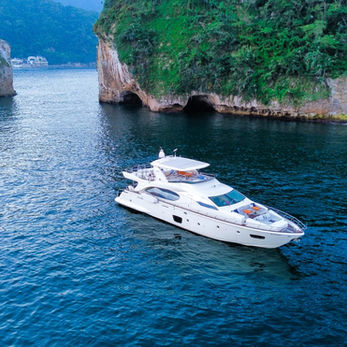 80 Azimut Superyacht on the water in Los Arcos Mismaloya view from above