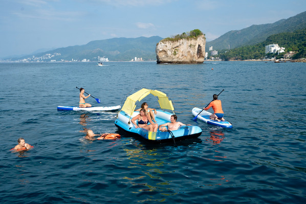 Luxury catamaran charter in Nuevo Vallarta