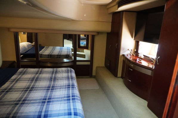 yacht master bedroom
