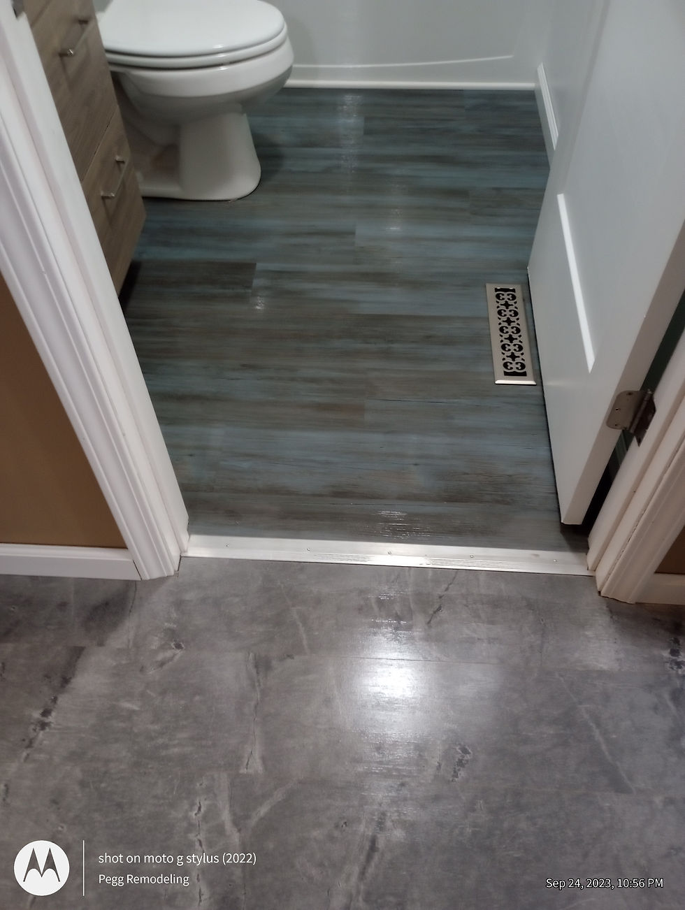 laminate and vinyl flooring