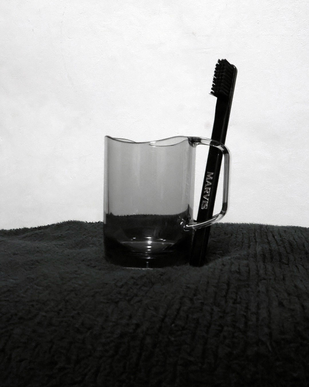 [ Black to Basic ] 牙刷及漱口杯套裝 Tumbler with Toothbrush Set