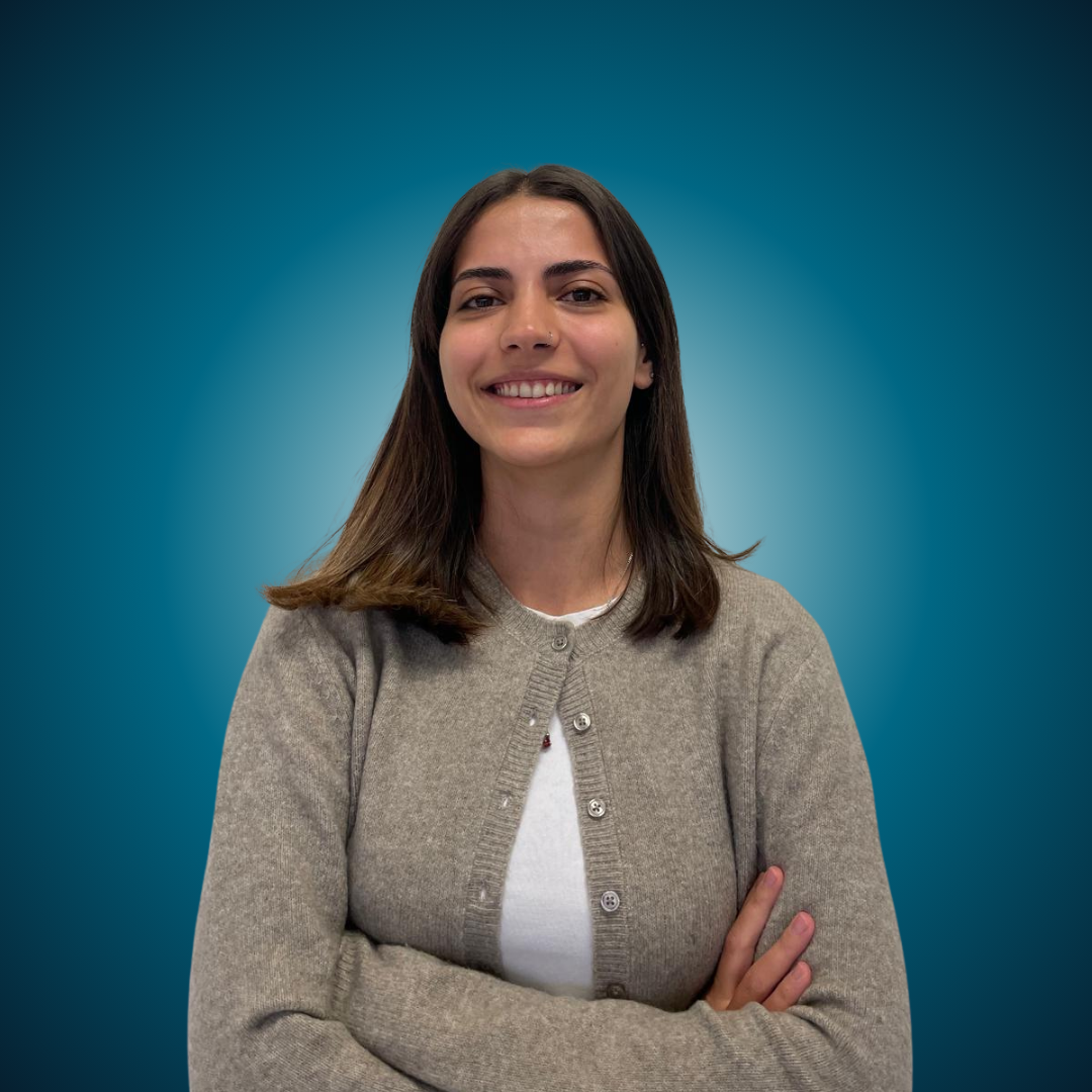 Zeynep Uyanmış Dark (2).png