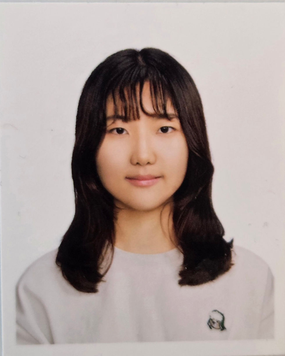 예림 증명사진.jpg