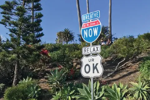 Tiburon arts commission turns to parks for feedback on street-sign exhibit
