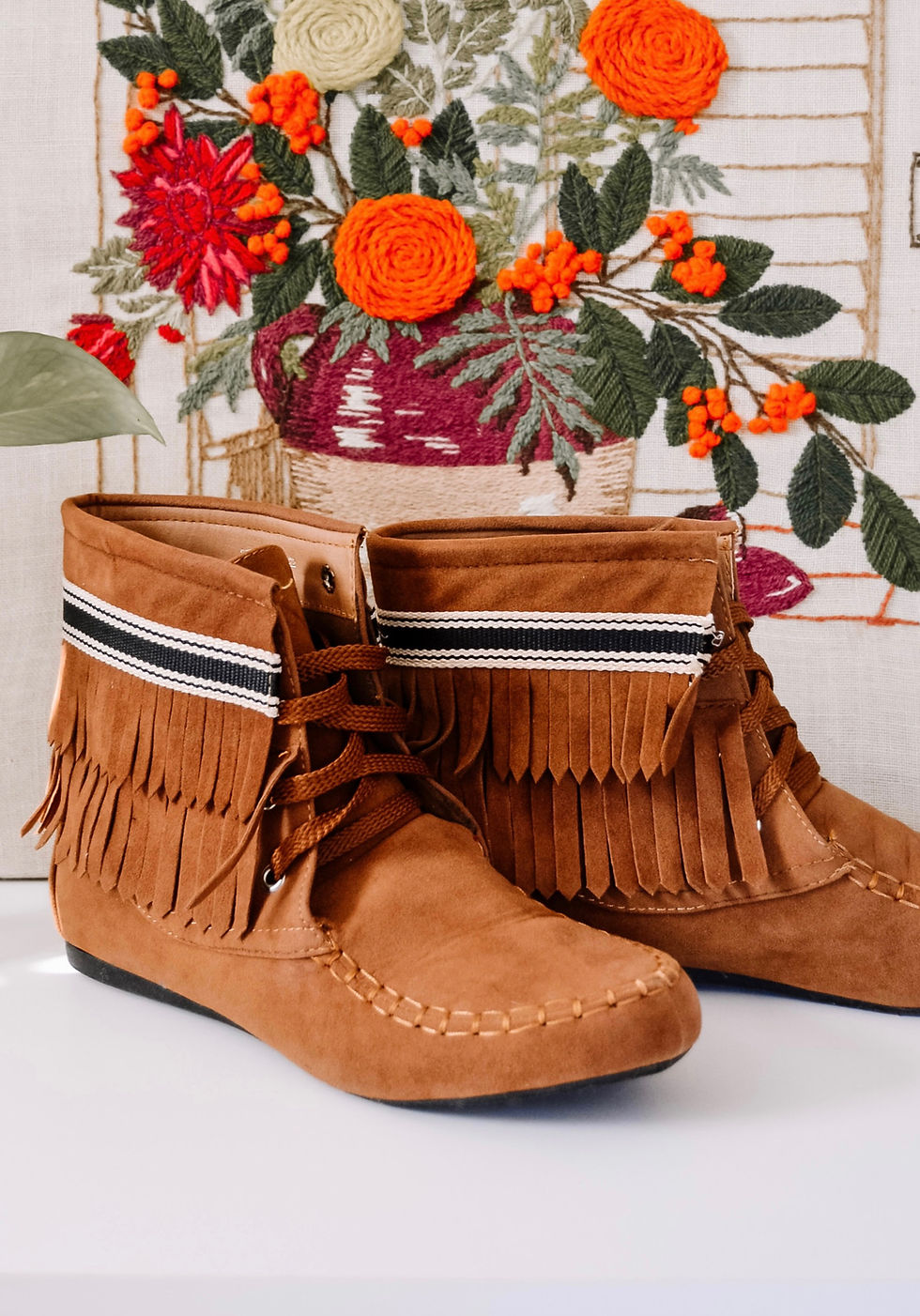 Thumbnail: WILDERNESS MY ONLY FRIEND FRINGE BOOT - RUST