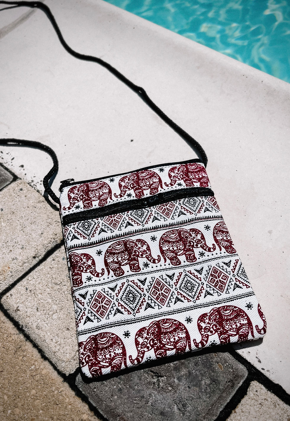 Thumbnail: NO WORRIES ELEPHANT CROSSBODY BAG - MULTI