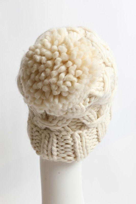 Thumbnail: OVERSIZED CHUNKY KNIT POM BEANIE - IVORY