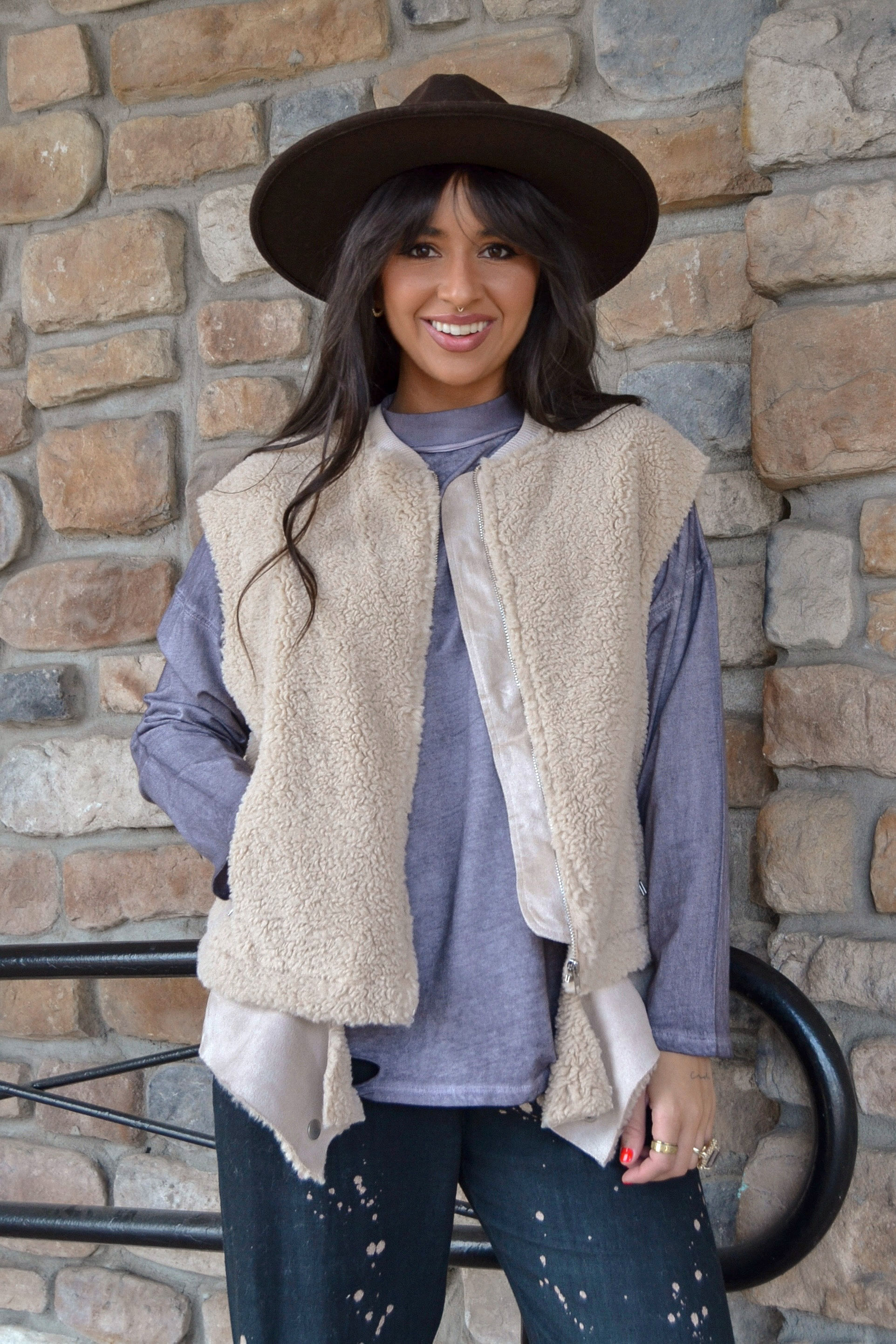 COZY LAYERS SHERPA ZIP-UP VEST - TAUPE