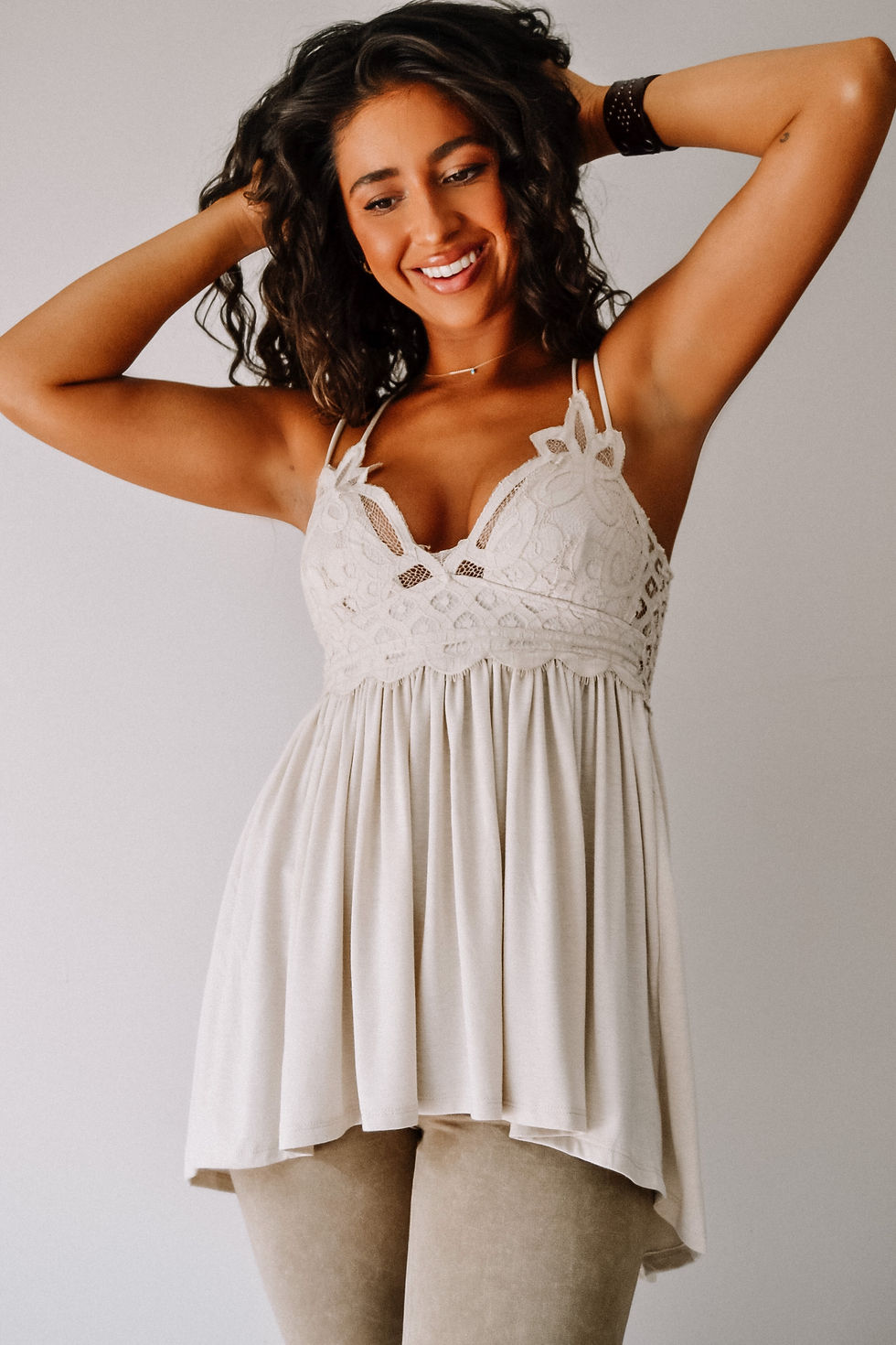 CROCHET LACE CAMI TANK - BEIGE