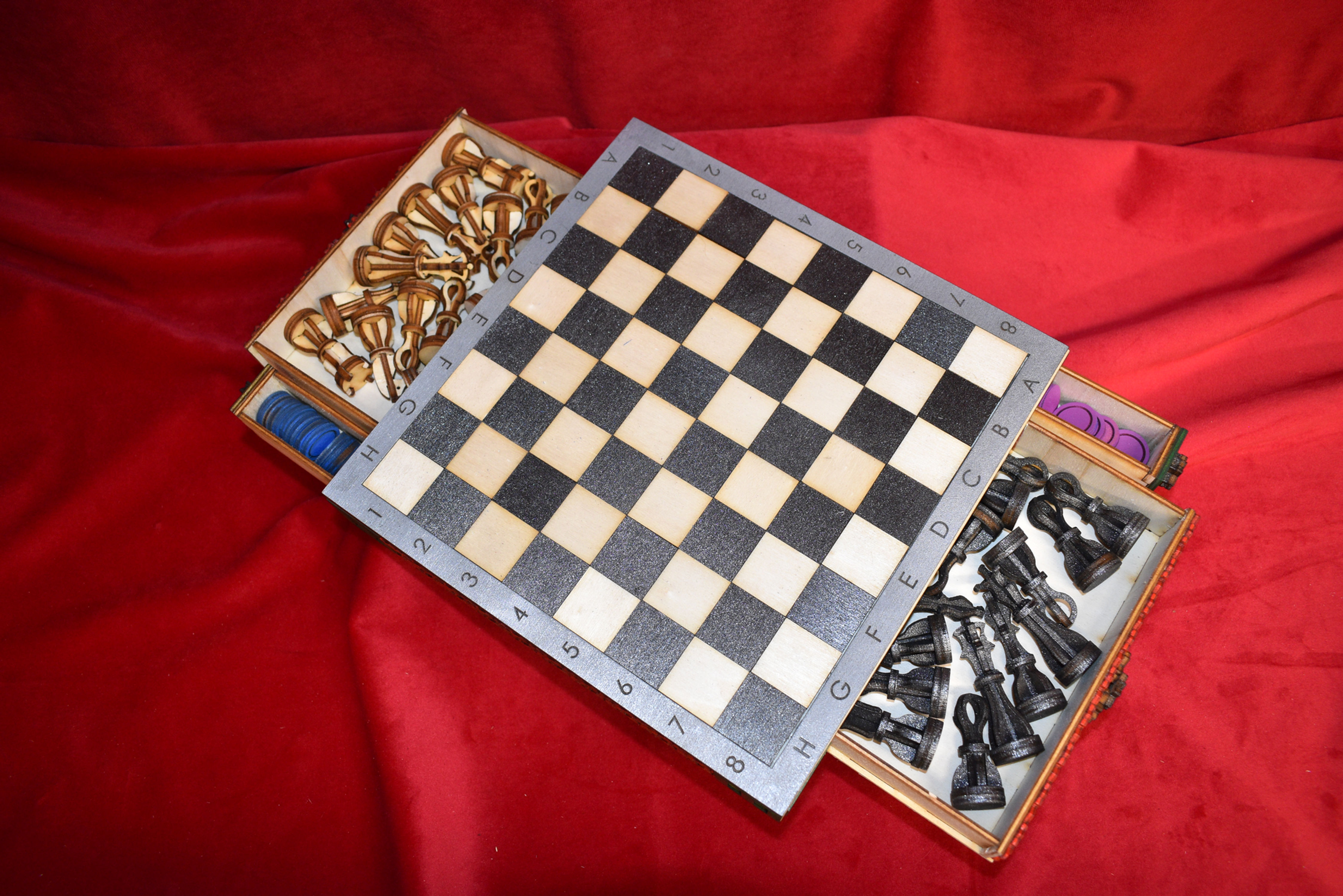 Jeu d'échec et jeu de Dame