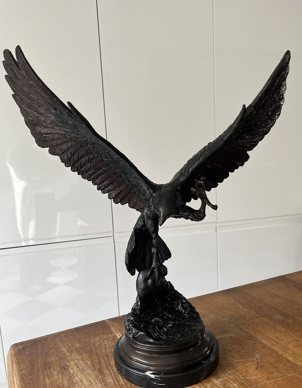 Miniature : Grand bronze d'après Jules MOIGNIEZ représentant un aigle ou faucon