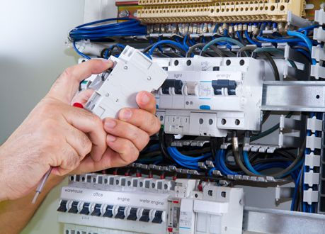 تصليح قفلات الكهرباء