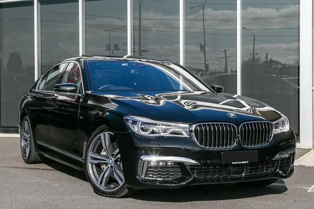 BMW 7 Series G11 740i
