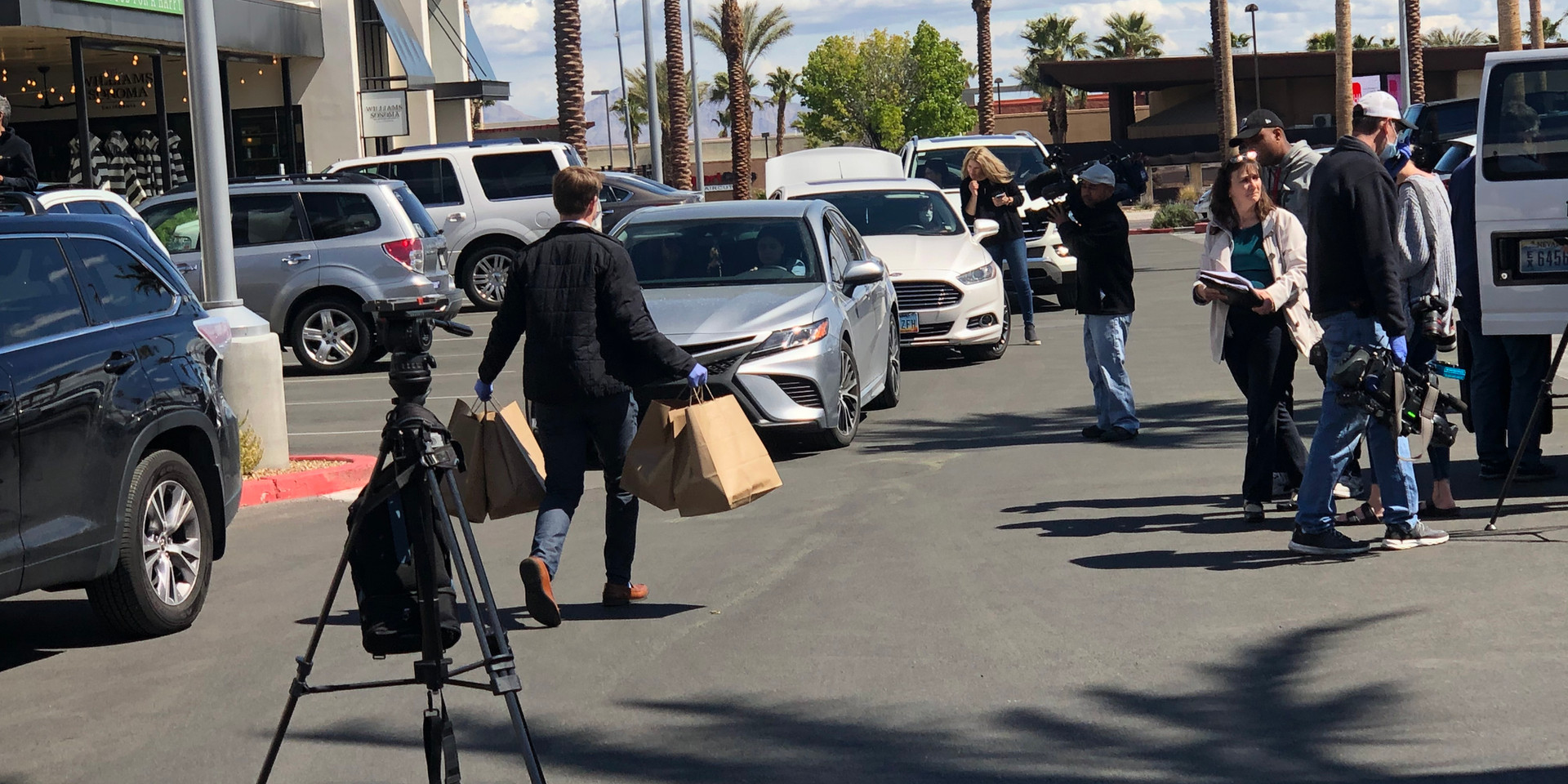 Delivering With Dignity Food Delivery Las Vegas, NV