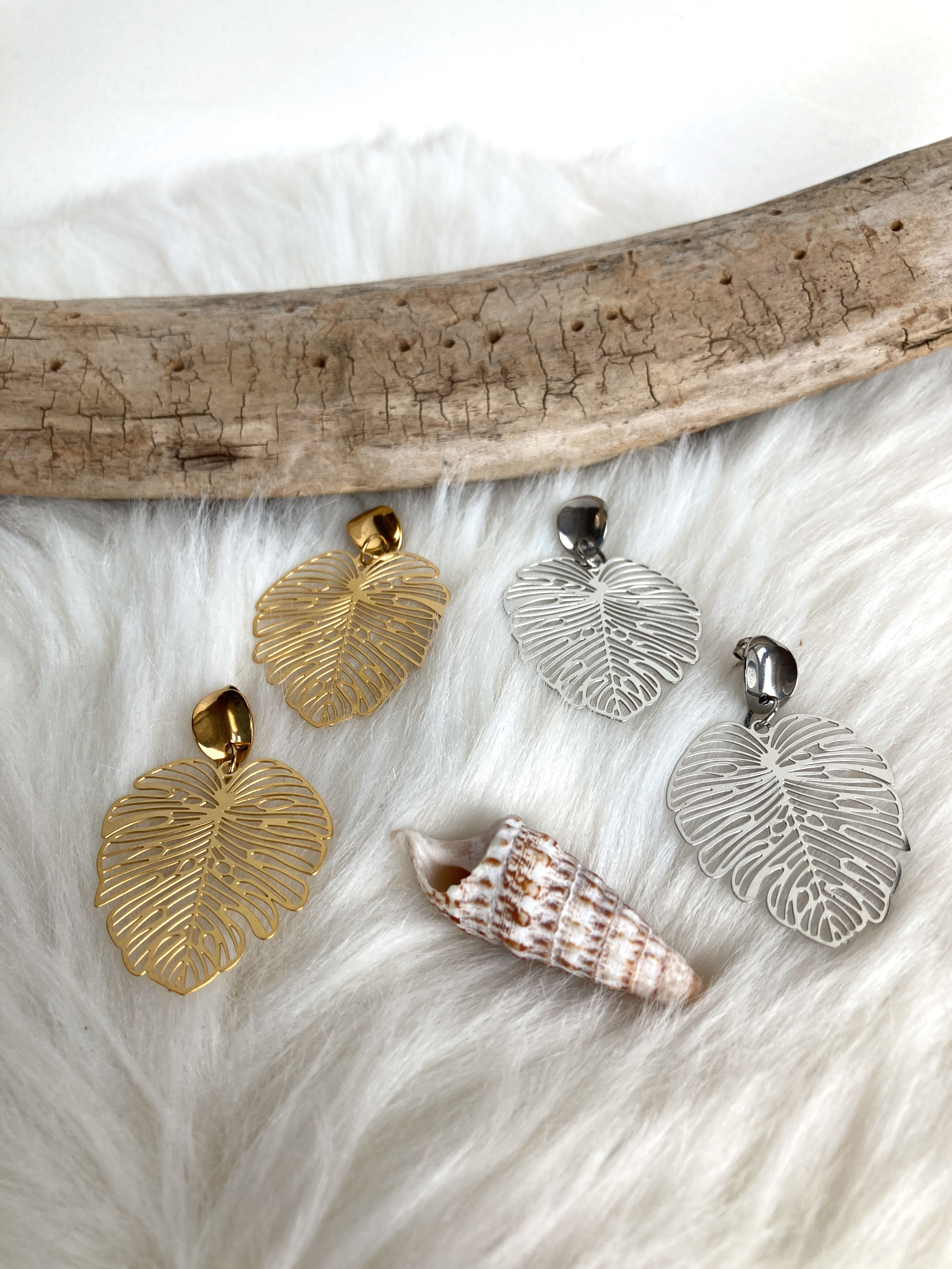 Boucles d'oreilles Monstera argentées ou dorées en acier inoxydable