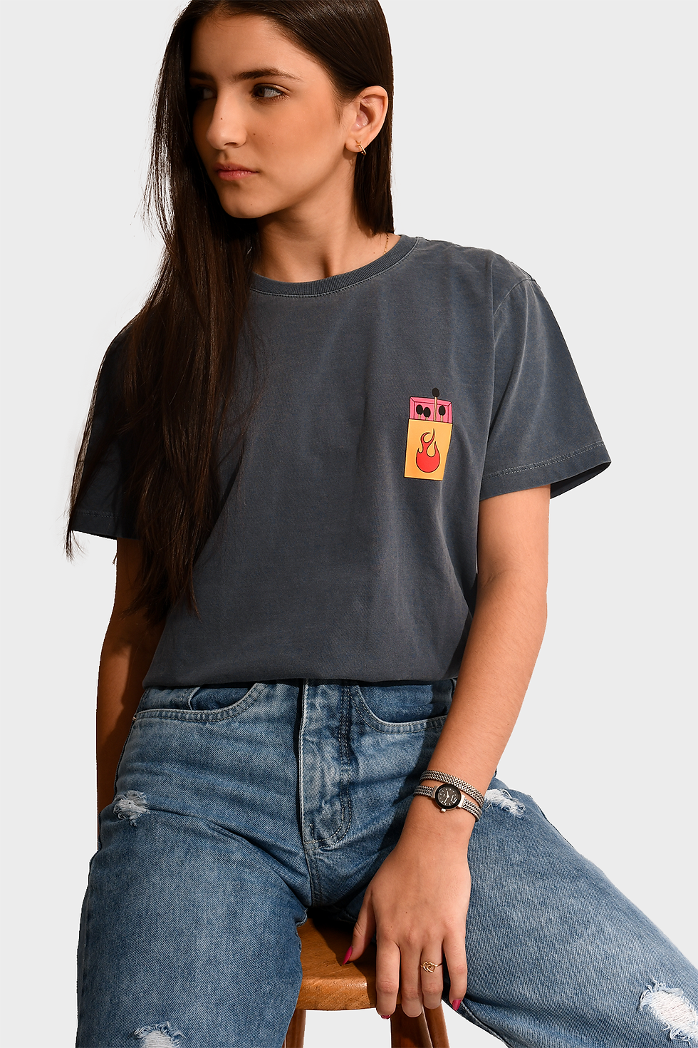 Miniatura: CAMISETA ESTONADA COM ESTAMPA