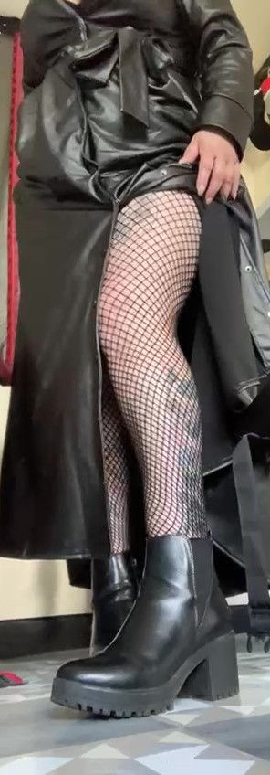 Take stills 13 - frame at 0m39s.jpg