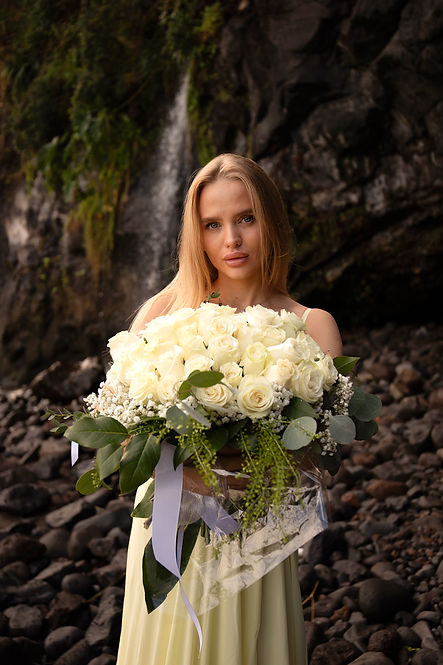 wedding bouquet in Madeira with white roses and elegant floral styling