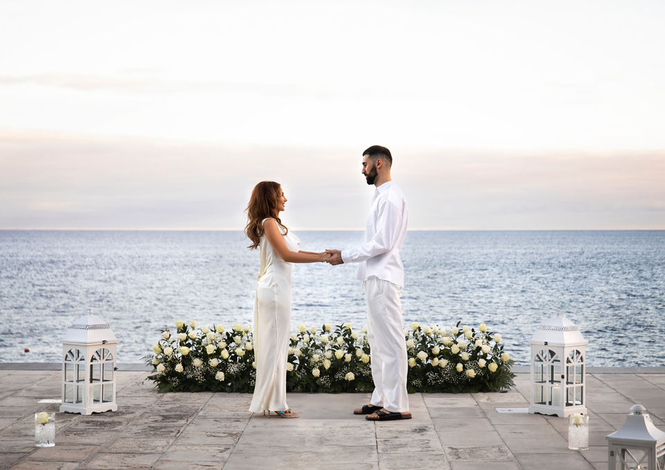 romantic couple portraits after proposal in Madeira