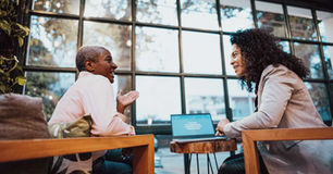 A Importância do Feedback Contínuo no Ambiente de Trabalho