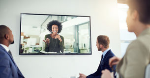 Quais são as vantagens de utilizar vídeos de treinamento na sua empresa?