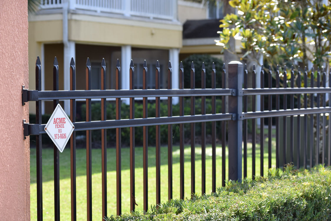 fence installation picture