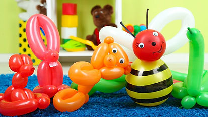 balloon twisting animals