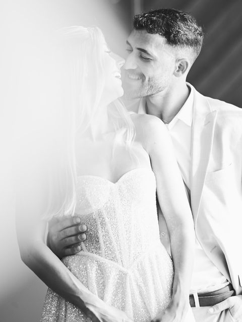 חתן וכלה מתחתנים ב5.91 בנתניה, צלם לחתונה ב5.91 נתניה