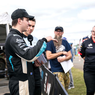 Third place for Rullo and Glenney to begin Queensland