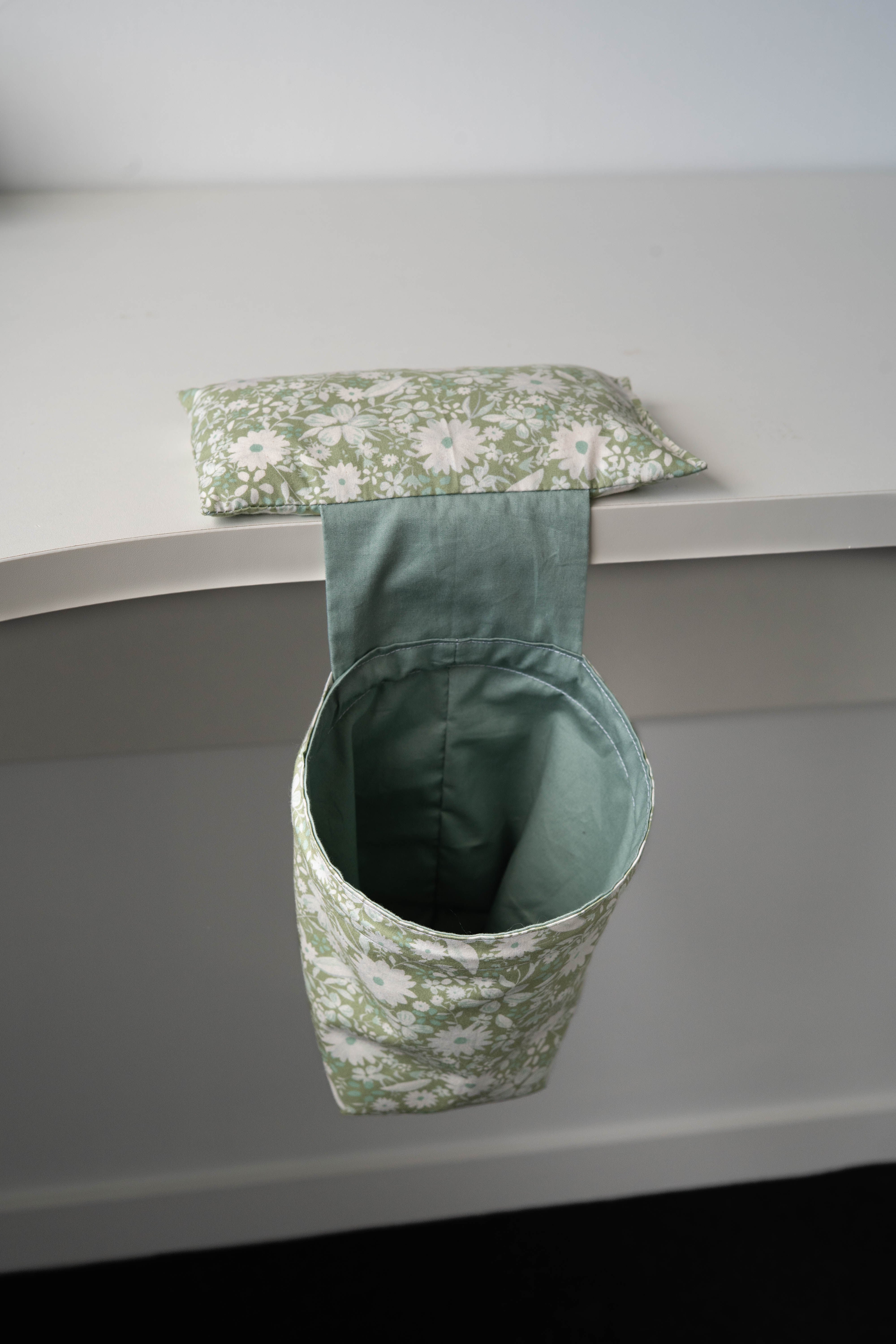 Hanging Scrap Bin - Green Floral