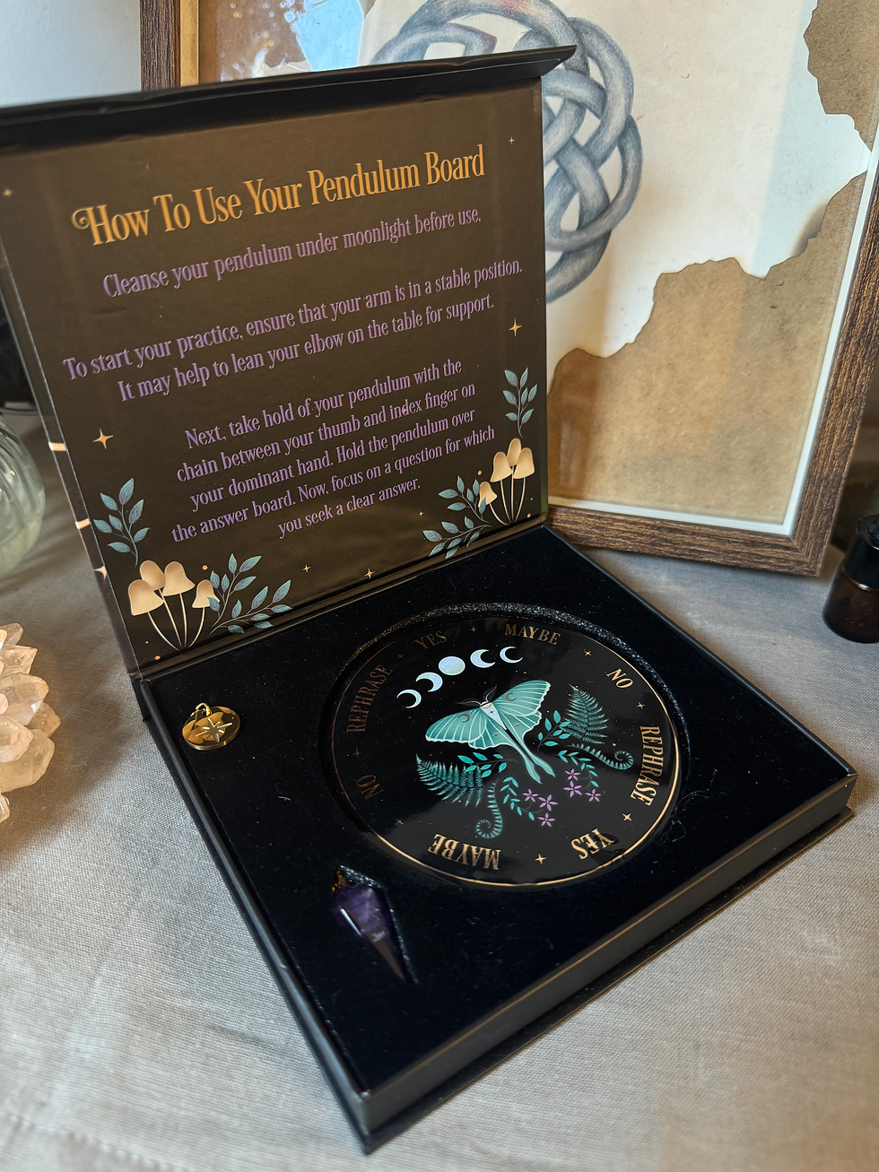 Kit de adivinación con péndulo y polilla lunar
