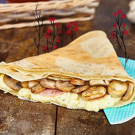 Crepe de jamón, queso y champiñones