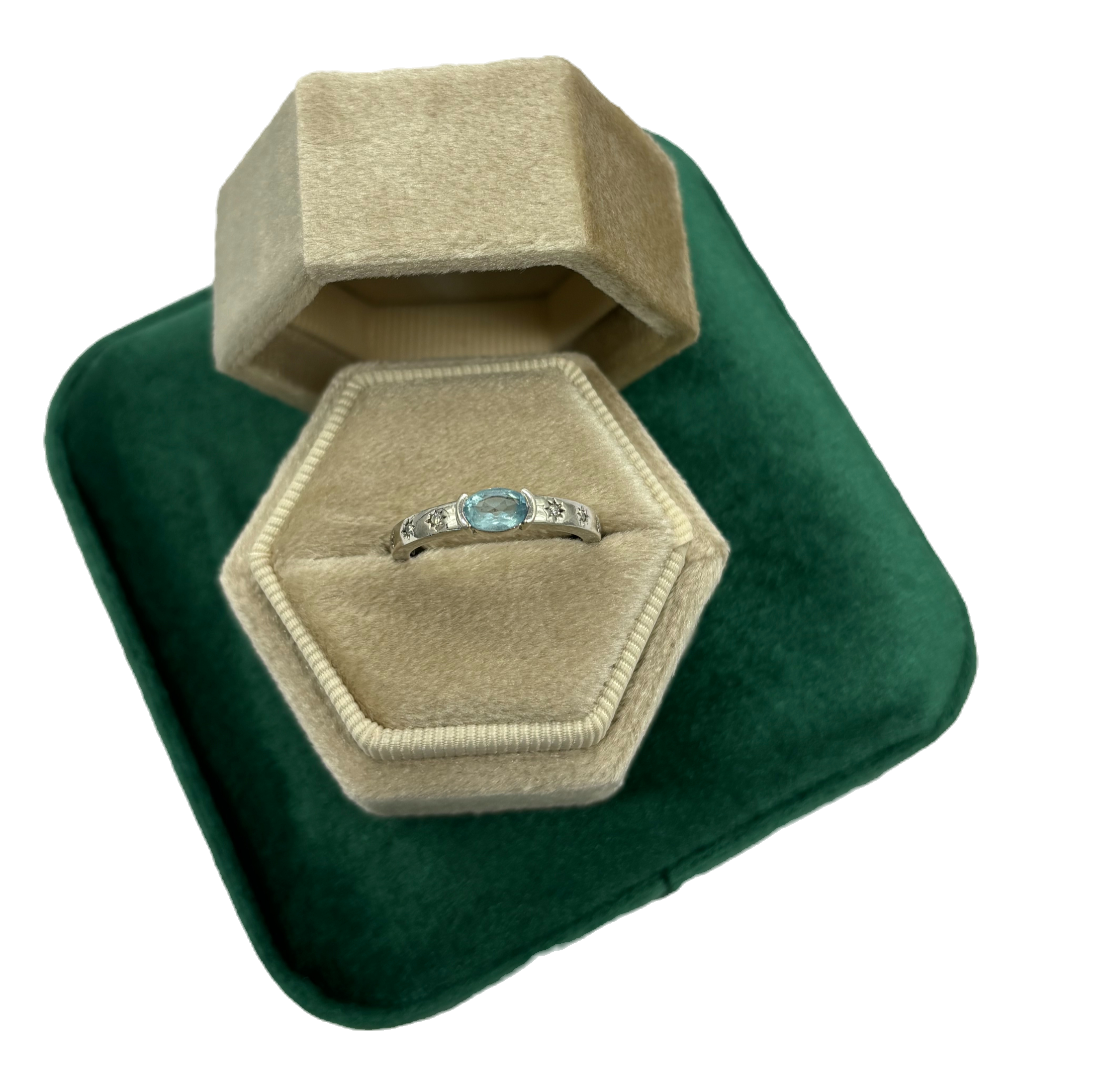 Glimmer Ring 4