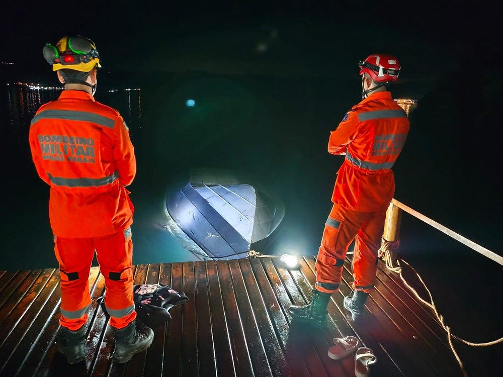 Acidente com lancha em Represa de Jaguara deixa seis mortos em divisa de MG e SP