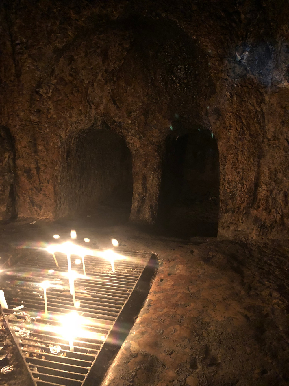 Kokhim tomb inside the Holy Sepulcher