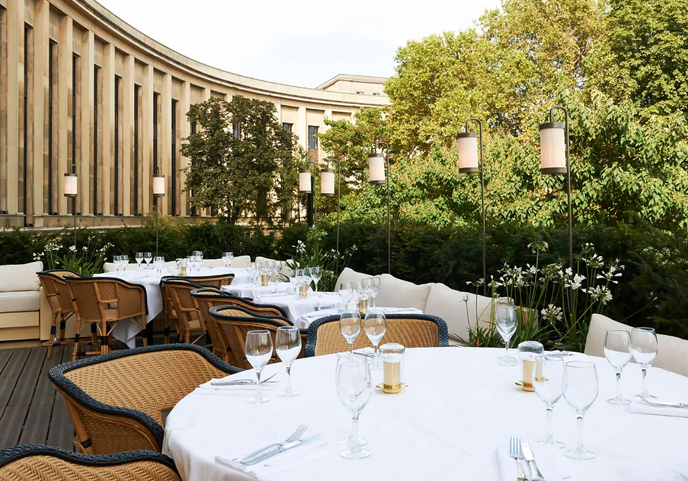 Girafe Restaurant. Courtesy of Paris Society.