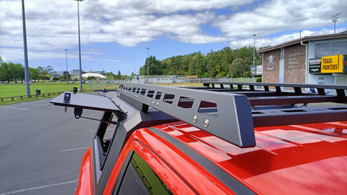 Cantilever Roof Rack | armored